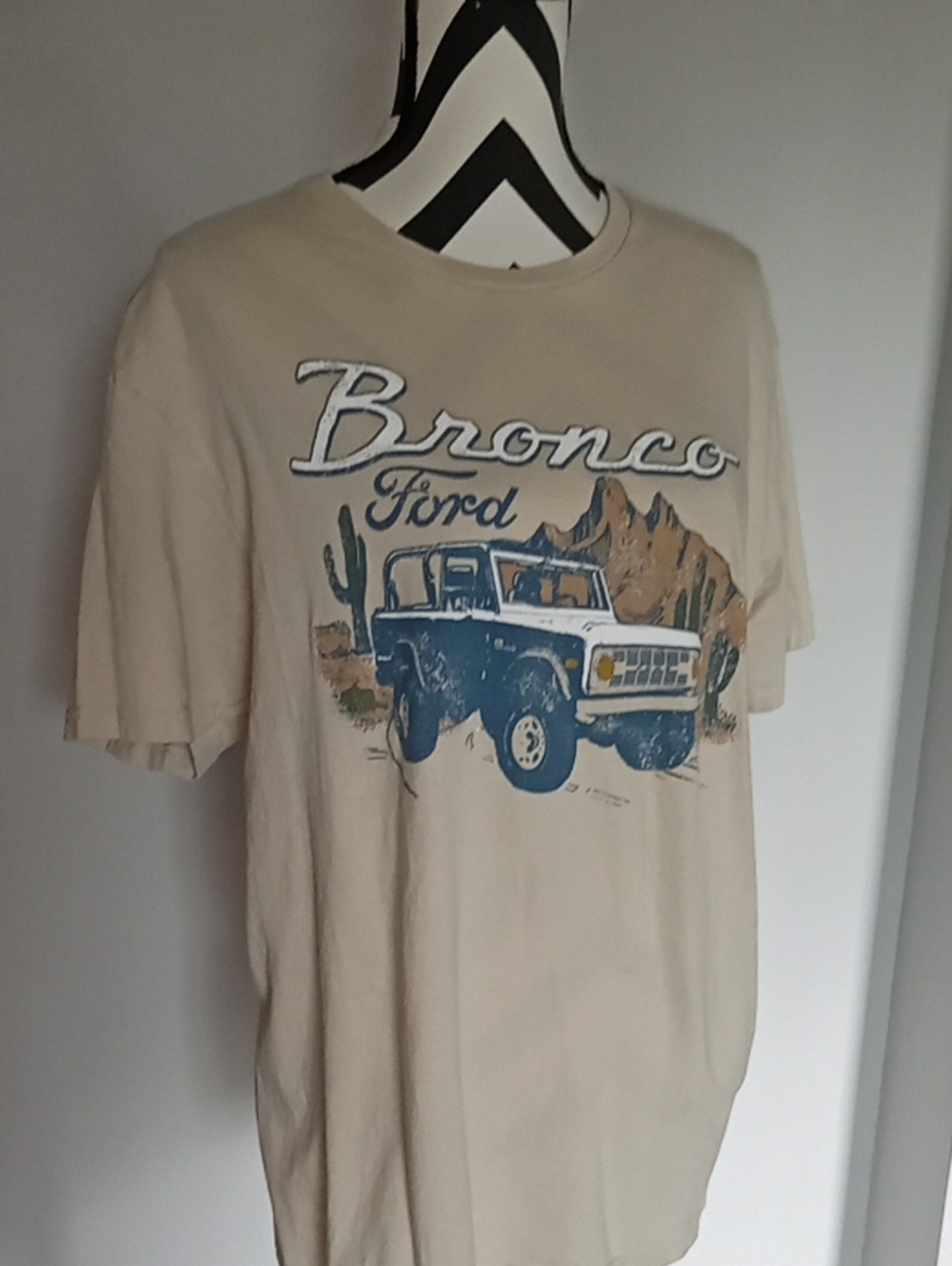 Ford Bronco Large Shirt